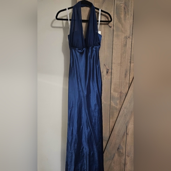 DAVIDS BRIDAL Charmeuse Chiffon Illusion Halter Dress in Blue. Size 2 NWT - Picture 2 of 15